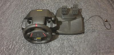 Лот: 19999568. Фото: 1. Игровой руль logitech Momo racing... Рули, джойстики