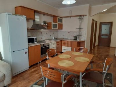Лот: 25340671. Фото: 1. 3-комн. квартира , Красноярск... Квартиры, студии
