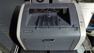 Лот: 18825716. Фото: 1. Принтер лазерный HP Lazerjet 1012... Лазерные принтеры