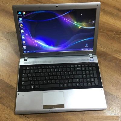 Лот: 11219035. Фото: 1. Samsung RV-515. Ноутбуки