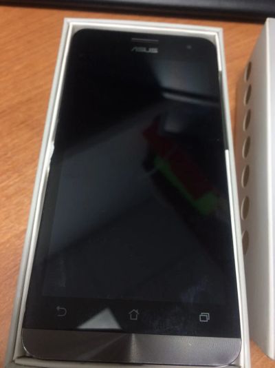Лот: 9573612. Фото: 1. ASUS zenfone 5(1140). Смартфоны