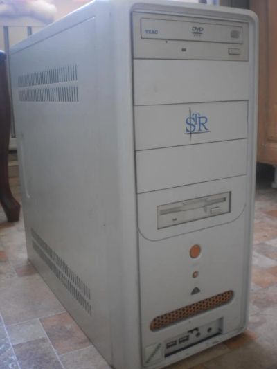 Лот: 4186903. Фото: 1. Системный блок Intel celeron D331... Компьютеры в сборе