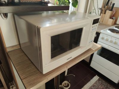 Лот: 17442647. Фото: 1. Микроволновая печь с грилем Samsung... Микроволновки, мини-печи