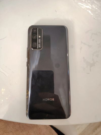 Лот: 21735123. Фото: 1. Honor 30. Смартфоны