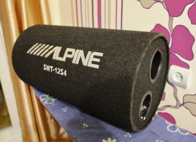 Лот: 5141705. Фото: 1. Продам сабвуфер Alpine SWT-12S4... Сабвуферы