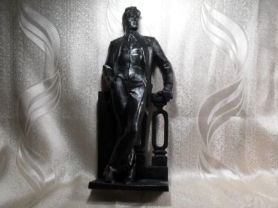 Лот: 13472363. Фото: 1. Статуэтка Фигура Маяковского... Скульптуры