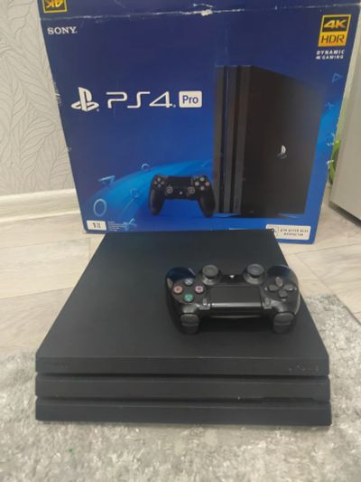 Лот: 17942198. Фото: 1. Playstation 4 pro ps4. Игровые приставки, консоли