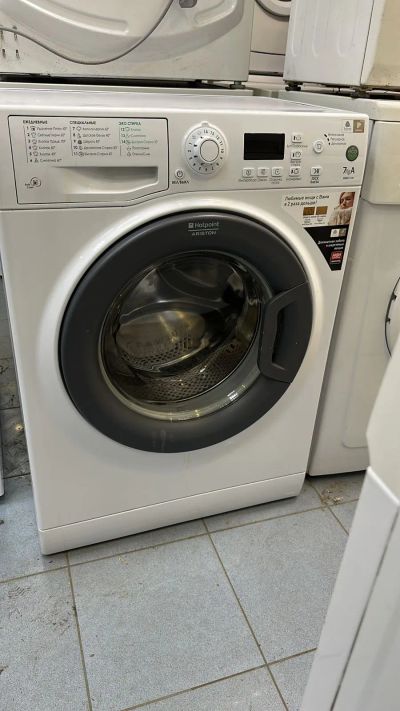 Лот: 25887065. Фото: 1. Стиральная машина Hotpoint-Ariston... Запчасти для остальной бытовой техники