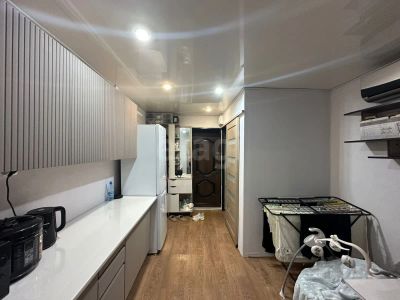 Лот: 25600804. Фото: 1. комната , Красноярск Рейдовая... Квартиры, студии