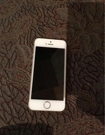 Лот: 7588387. Фото: 1. Apple iPhone 5s 16gb gold. Смартфоны