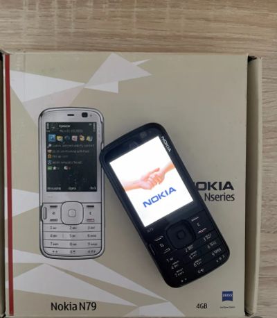 Лот: 21347048. Фото: 1. Nokia N79. Кнопочные мобильные телефоны