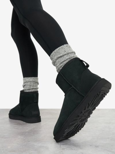 Лот: 25370370. Фото: 1. Угги женские UGG Classic Mini... Сапоги