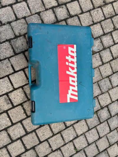 Лот: 25633088. Фото: 1. отбойный молоток Makita HM 1202C. Электроинструмент