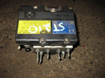 Лот: 20895665. Фото: 1. Блок abs Toyota Caldina ST210G... Двигатель и элементы двигателя