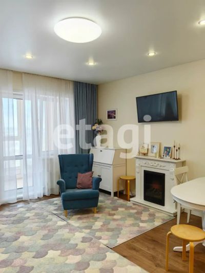 Лот: 25294490. Фото: 1. 3-комн. квартира , Красноярск... Квартиры, студии