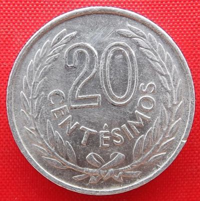 Лот: 3974581. Фото: 1. (№3355/LF) 20 сентесимо 1965... Америка