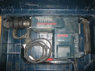 Лот: 840147. Фото: 1. Продам б.у отбойный молоток Bosch... Электроинструмент