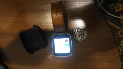 Лот: 9942545. Фото: 1. Asus ZenWatch. Смарт-часы, фитнес-браслеты, аксессуары