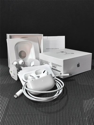 Лот: 19579396. Фото: 1. Apple AirPods Pro. Наушники, гарнитуры