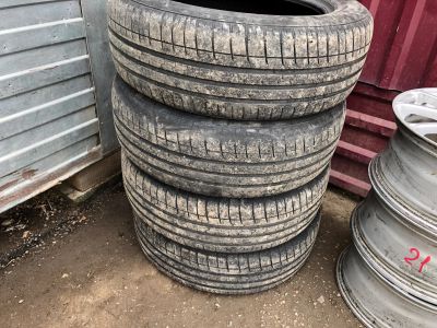 Лот: 22198373. Фото: 1. Шины Pirelli 215/60 r17. Шины