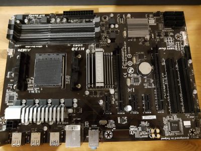 Лот: 15400987. Фото: 1. Материнская плата Gigabyte GA-970A-DS3P... Материнские платы