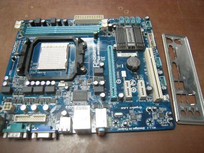 Лот: 10969386. Фото: 1. Материнская плата AM3. Gigabyte... Материнские платы