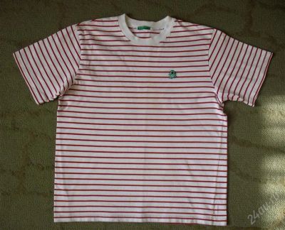 Лот: 1590583. Фото: 1. Футболка в красную полоску Benetton... Футболки, поло, топы, лонгсливы