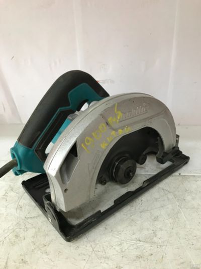 Лот: 18262215. Фото: 1. Пила циркулярная Makita HFS 7000. Электроинструмент