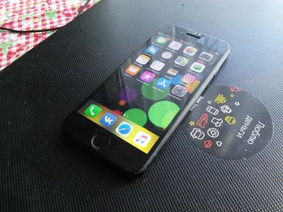 Лот: 15078186. Фото: 1. iPhone 7 Matte Black 32GB. Смартфоны