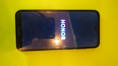 Лот: 15207058. Фото: 1. Honor 8s на гарантии. Смартфоны