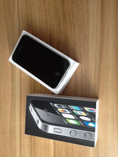 Лот: 6263951. Фото: 1. apple iPhone 4 айфон. Смартфоны
