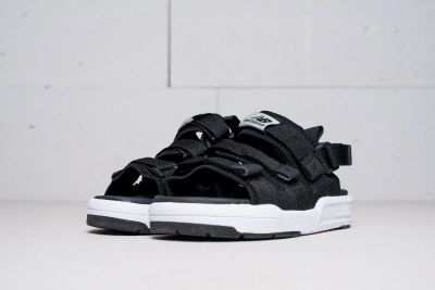 Лот: 11670138. Фото: 1. Сандали New Balance. Кеды, кроссовки, слипоны
