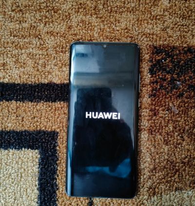Лот: 19974910. Фото: 1. huawei p30pro. Смартфоны