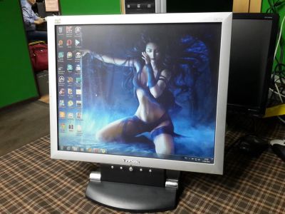 Лот: 5394379. Фото: 1. Монитор 17" Viewsonic VA721. ЖК-мониторы