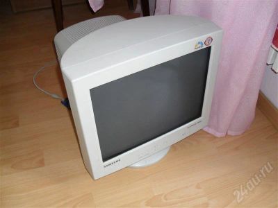 Лот: 476216. Фото: 1. монитор SAMSUNG SYNSMASTER 765... ЭЛТ-мониторы