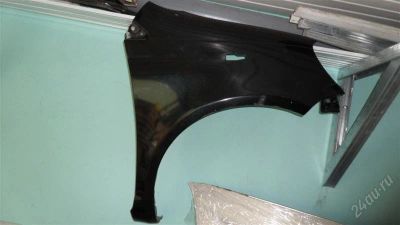 Лот: 2955086. Фото: 1. крыло toyota vitz scp10. Другое (автозапчасти)