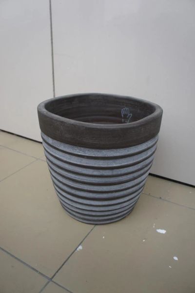 Лот: 7455321. Фото: 1. кашпо. Вазы