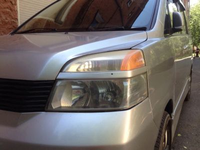Лот: 7723546. Фото: 1. Фары toyota voxy azr60.Под ксенон... Оптика и освещение