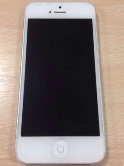 Лот: 3652186. Фото: 1. Apple iPhone 5 white 16gb б/у. Смартфоны