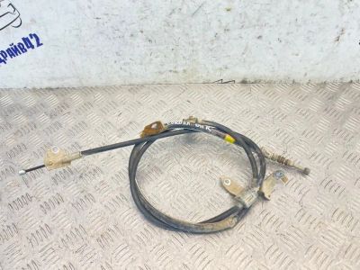Лот: 25628532. Фото: 1. тросик ручного тормоза toyota... Двигатель и элементы двигателя