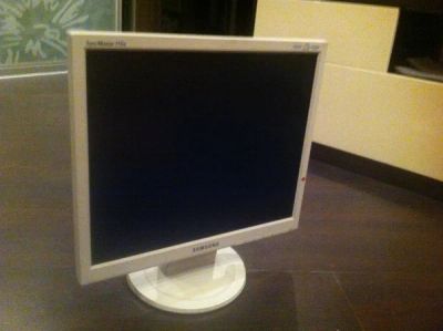 Лот: 8800357. Фото: 1. ЖК монитор 17" Samsung 710N. ЖК-мониторы