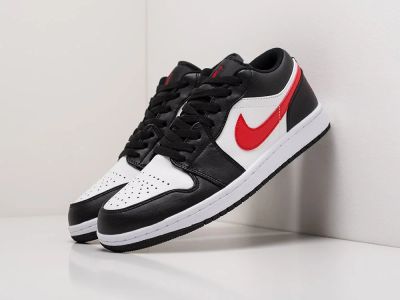 Лот: 18749266. Фото: 1. Кроссовки Nike Air Jordan 1 Low... Кеды, кроссовки, слипоны