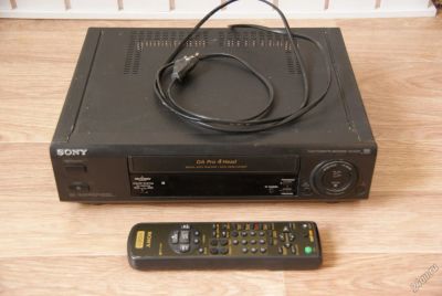 Лот: 5956238. Фото: 1. видеомагнитофон Sony. Видеомагнитофоны