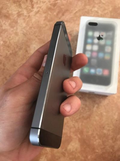 Лот: 12017778. Фото: 1. iphone 5s 16gb Lte. Смартфоны