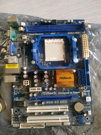 Лот: 16008782. Фото: 1. Материнская плата ASRock N68-S3... Материнские платы