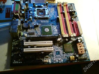 Лот: 549370. Фото: 1. GIGABYTE GA-945GM-S2. Материнские платы