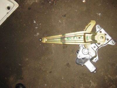 Лот: 20902863. Фото: 1. Стеклоподъемник Toyota Platz NCP12... Кузов