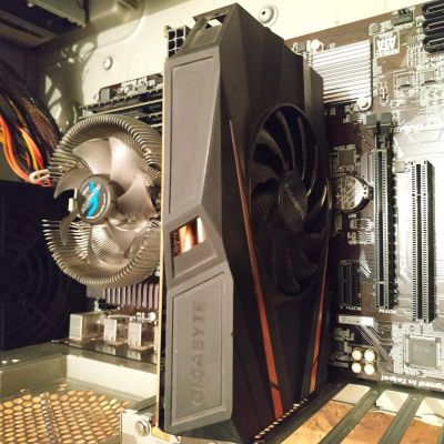 Лот: 14801865. Фото: 1. GTX 1060 3gb Gigabyte. Видеокарты