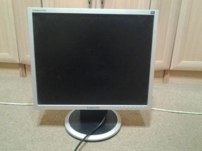 Лот: 6733452. Фото: 1. Монитор " samsung 940N ". ЖК-мониторы