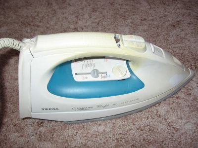 Лот: 7234329. Фото: 1. Утюг TEFAL vertical. Утюги, парогенераторы, отпариватели